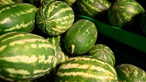 宜都网红吃瓜事件真相,揭秘背后真相与网络舆论的反思